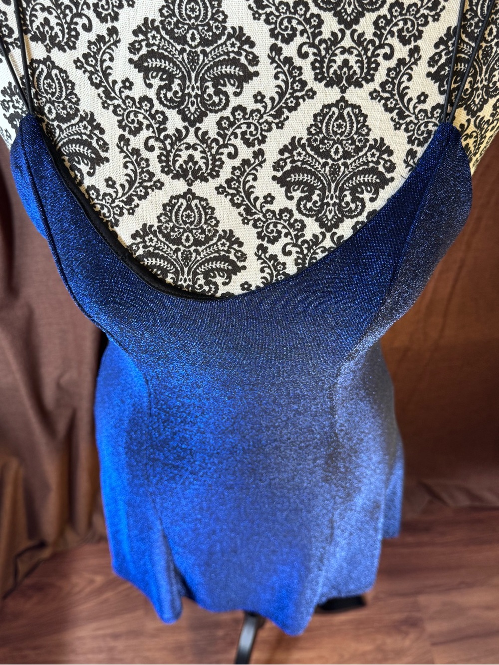 Lulu’s Sparkly Blue Metallic Slip Dress with V-neck and Spaghetti Straps size M - Picture 8 of 9